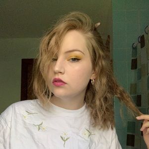 Meet your Posher, Leann